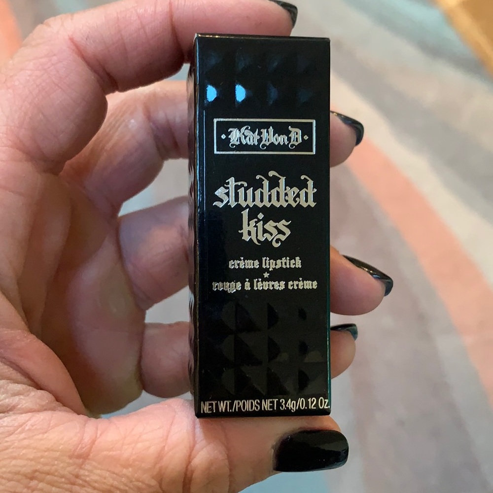 Kat Von D Studded Kiss Cremé Lipstick